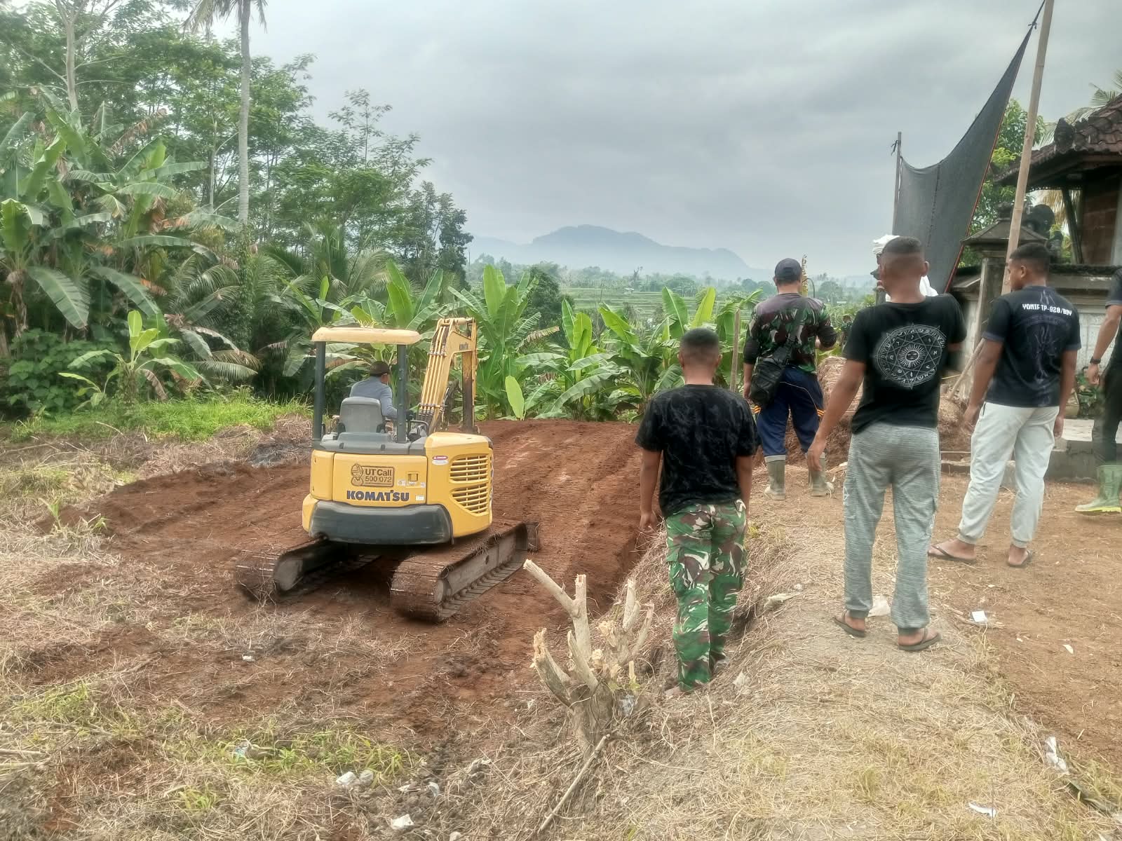 Dukung TMMD ke-130, Dinas PUPRPKP Klungkung Kerahkan Alat Berat untuk Percepatan Pembangunan di Desa Tihingan